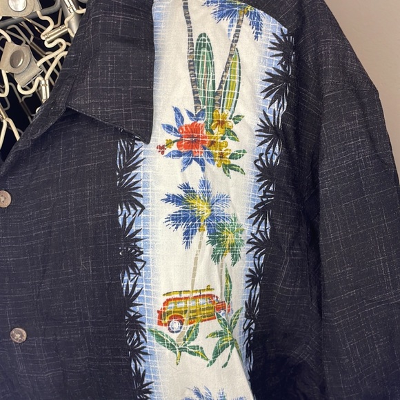 2XL Batick Bay Hawaiian button up shirt. Black with tropical designs. - Picture 3 of 5